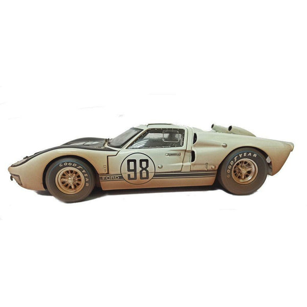 SHELBY 1/18 #98 Dirty 1966 Ford GT MkII White/Black