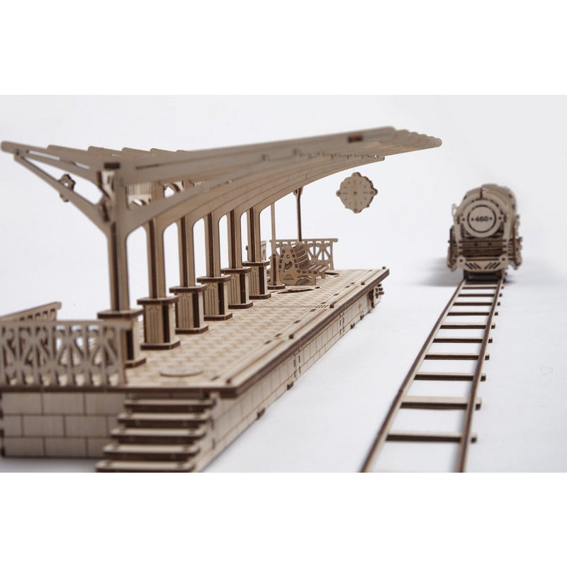 UGEARS Railway Platform
