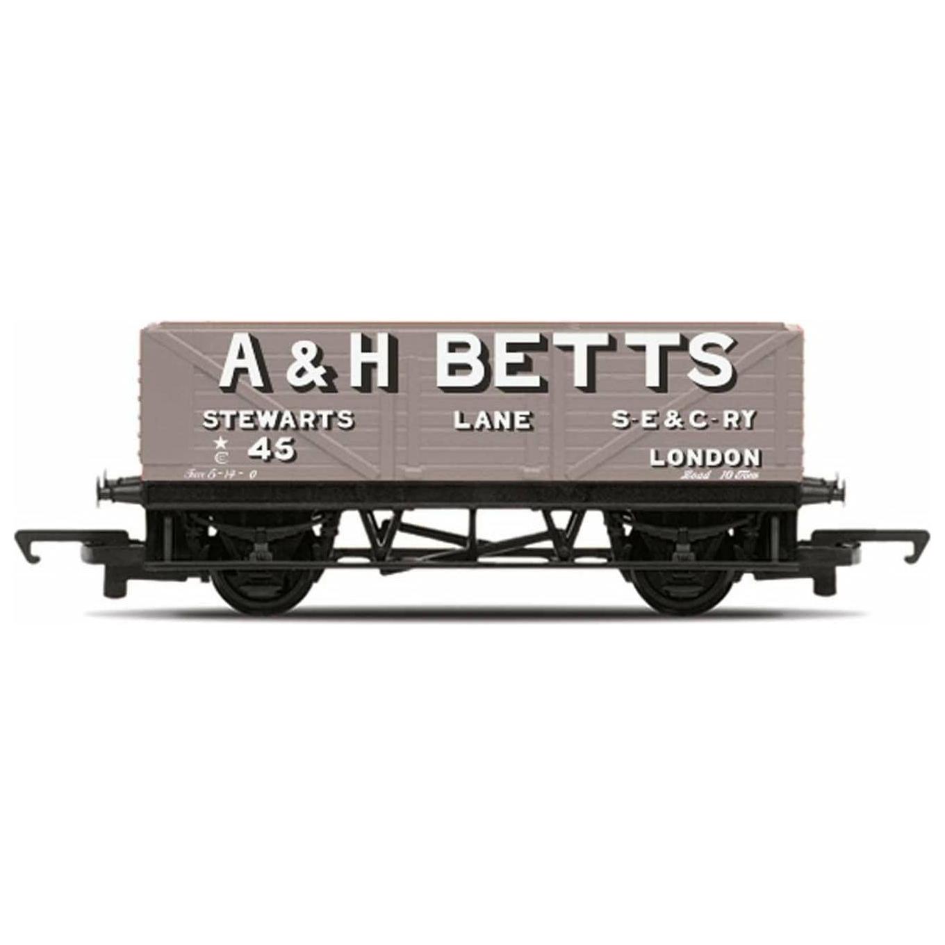 HORNBY PO, A & H Betts, Plank Wagon - Era 2