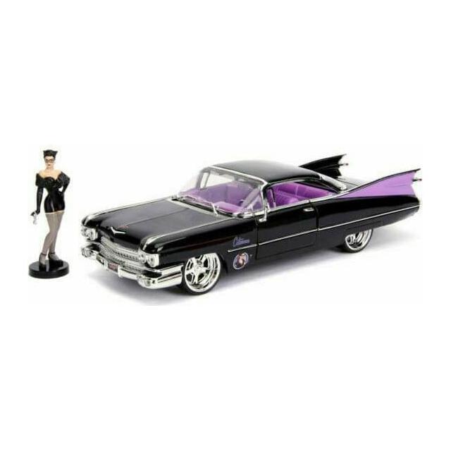 JADA 1/24 DC Comics Bombshells Catwoman W/1959 Cadillac