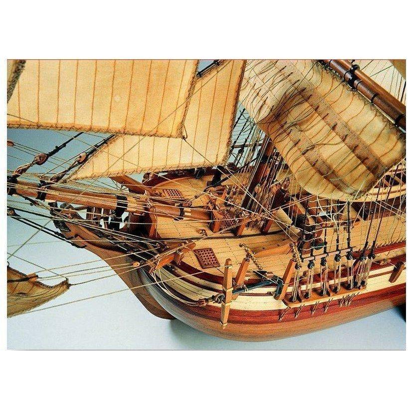 ARTESANIA LATINA 1/48 HMS Bounty