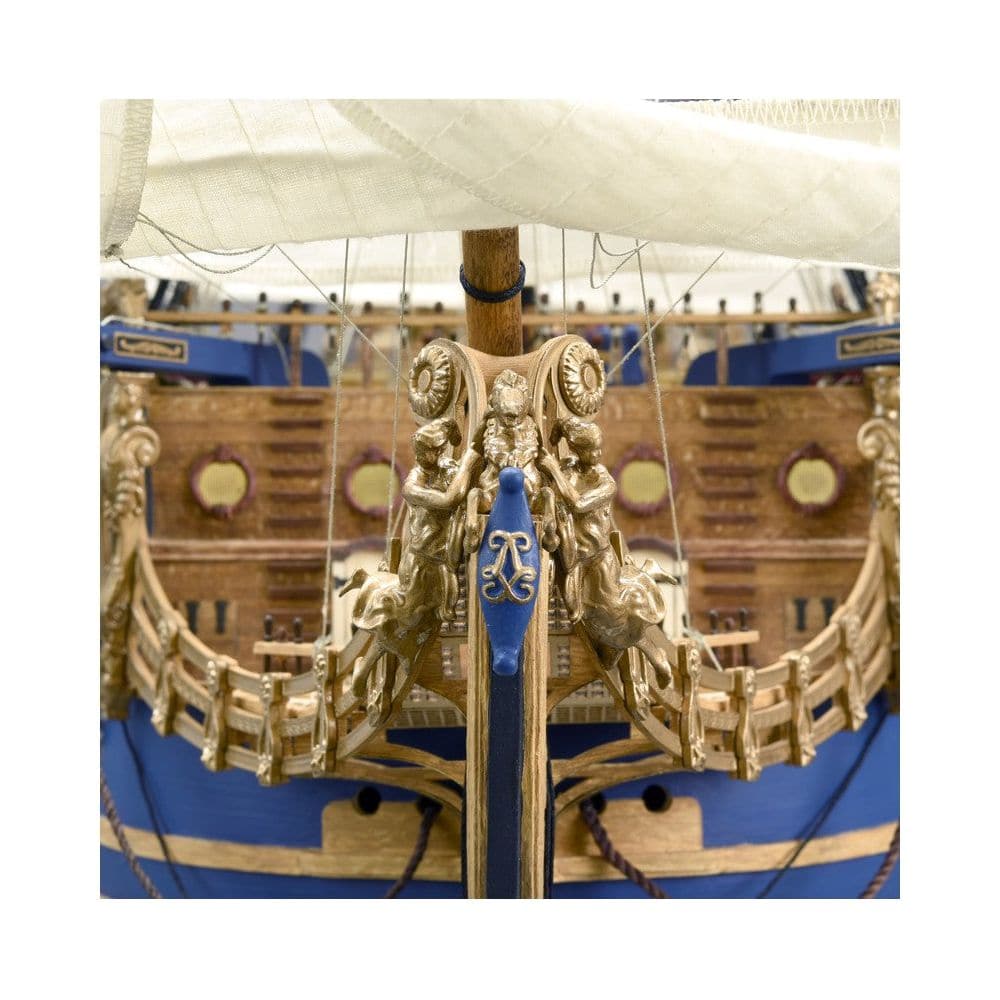 ARTESANIA 1/72 LE Soleil Royal Louis XIV's Flagship with Figurines Wooden Ship